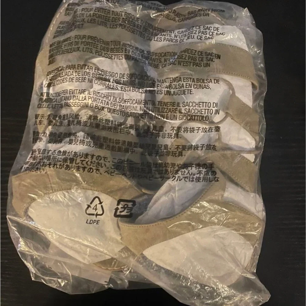 🆕 Old Navy Women’s Faux-Suede Lace-Up
Gladiator Sandals Sagebrush 8 - Picture 12 of 15